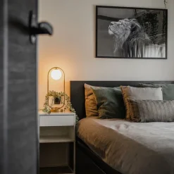 Art deco tafellamp goud met wit glas - Isabella