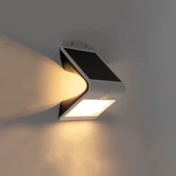 Buiten wandlamp wit 21,5 cm met dimlicht en sensor op solar - Daya