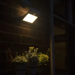 Buiten wandlamp wit 21,5 cm met dimlicht en sensor op solar - Daya