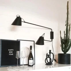 Design wandlamp zwart 2-lichts verstelbaar - Lune