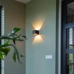 Design wandlamp zwart/goud incl. LED - Caja