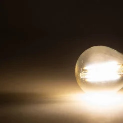 E14 dimbare LED filament kogellamp 5W 470 lm 2700K