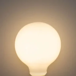 E27 3-staps dimbaar LED lamp opaal G95 4W 450 lm 3000K