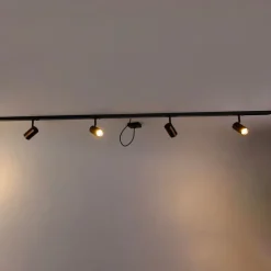 1-fase railsysteem donkerbrons met 4 spots en I voeding vierkant - Jeana