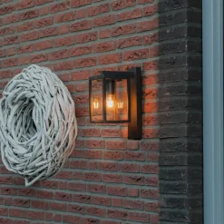 Industriële buiten wandlantaarn zwart IP44 - Charlois