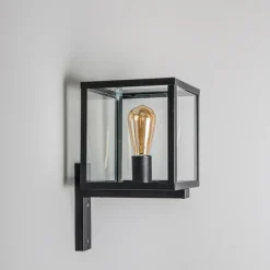 Industriële vierkante buitenwandlamp zwart IP23 - Rotterdam