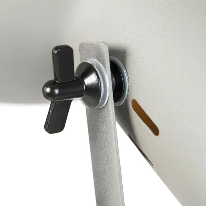 Industriële vloerlamp op houten tripod met grijze kap - Laos