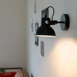 Industriële wand- en plafondlamp zwart kantelbaar - Guida