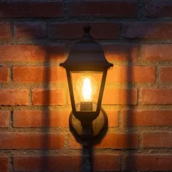 Klassieke buiten wandlamp zwart IP44 - Capital