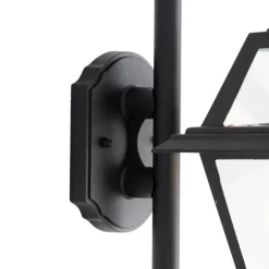 Klassieke buiten wandlantaarn zwart IP44 - Berta