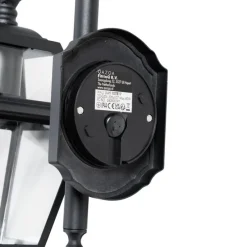 Klassieke buiten wandlantaarn zwart IP44 - Berta