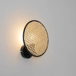 Landelijke wandlamp zwart met rotan 25 cm - Kata