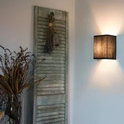 Landelijke wandlamp zwart met stoffen kap - Vete