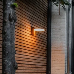 Moderne buiten wandlamp roestbruin incl. LED IP54 - Esmee