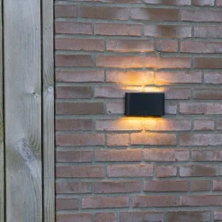 Moderne buiten wandlamp zwart 17,5 cm incl. LED IP65 - Batt