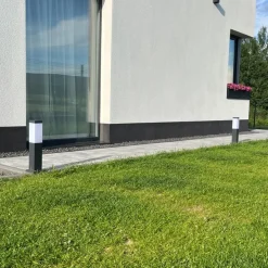 Moderne buitenlamp paal donkergrijs met opaal 45 cm IP44 - Malios