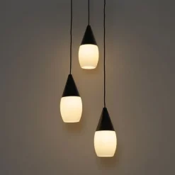Moderne hanglamp zwart met opaal glas 3-lichts - Drop