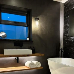 Moderne hanglamp zwart met glas IP44 - Jarra