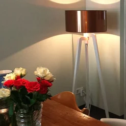 Moderne vloerlamp wit zonder kap - Puros