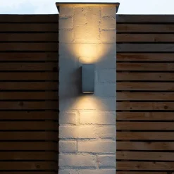 Moderne wandlamp aluminium 2-lichts IP44 - Baleno