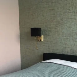 Moderne wandlamp messing met kap zwart velours - Brescia