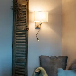 Moderne wandlamp staal met kap wit - Bergamo