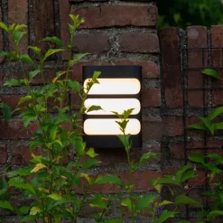 Moderne wandlamp zwart incl. LED IP44 - Gaev