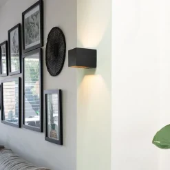 Moderne wandlamp zwart met lichteffect - Transfer