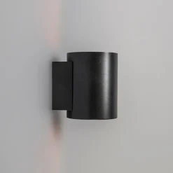 Moderne wandlamp zwart met goud rond - Sola