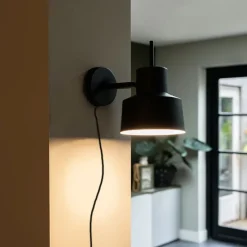 Retro wandlamp zwart draai- en kantelbaar - Chappie