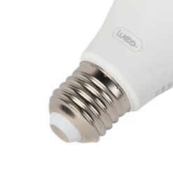 Smart set van 3 E27 RGBW LED lamp A60 9W 800 lm 2200-4000K