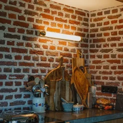 Wandlamp wit met goud incl. LED 3-staps dimbaar IP44 - Yordi