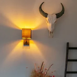 Wandlamp zwart met USB en vierkante zwarte kap - Combi 1