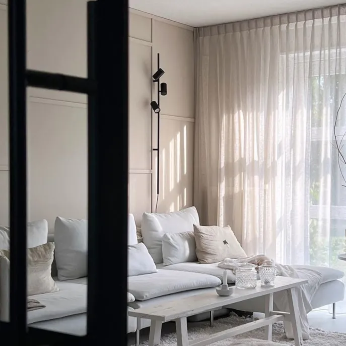 Wandlamp zwart met voetschakelaar 3-lichts - Jeana Luxe